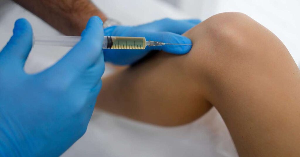 Ortopedista Especialista em Joelho Dr. Luiz Gabriel Atendimento de Alto Padrão em Ortopedia do Joelho. Realização de Cirurgias e Procedimentos. Experiência e Dedicação. Resultados Precisos. Riscos e benefícios da infiltração do joelho Uma análise detalhada