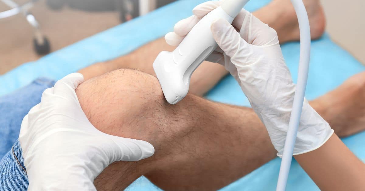 Ortopedista Especialista em Joelho Dr. Luiz Gabriel Atendimento de Alto Padrão em Ortopedia do Joelho. Realização de Cirurgias e Procedimentos. Experiência e Dedicação. Resultados Precisos. Consulta com ortopedista de joelho em São Paulo