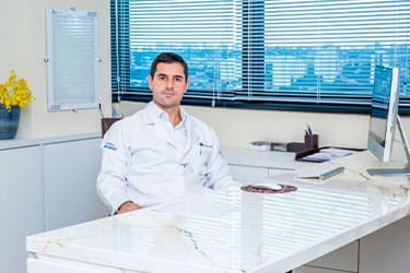 Dr Luiz Gabriel - Otopedista